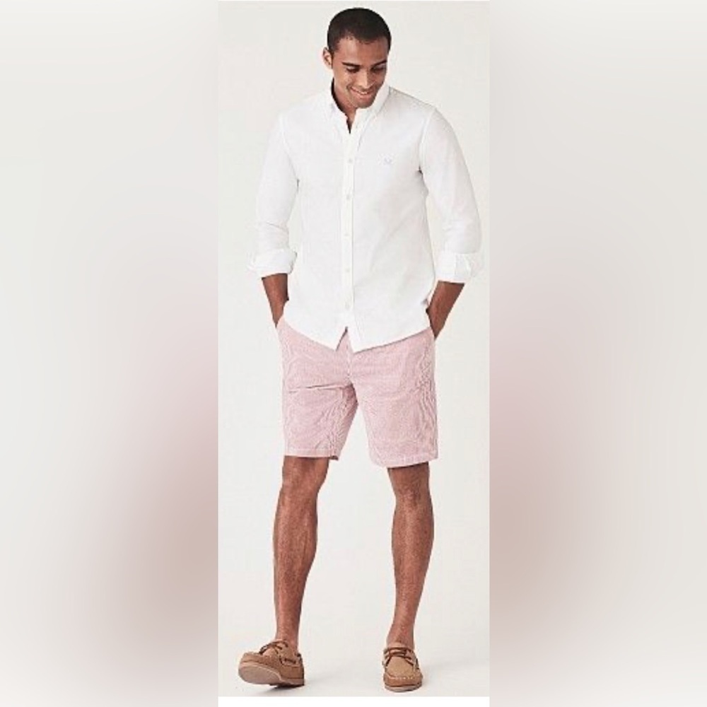 CLUB ROOM SEERSUCKER RED/WHITE/BLUE SHORTS Sz. 44. CLASSIC, CASUAL, FLAT FRONT